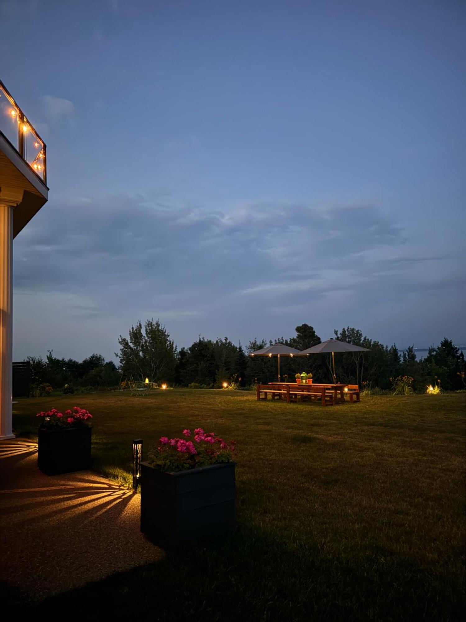 Horizon 777 Hotel Saint-Siméon Exterior photo